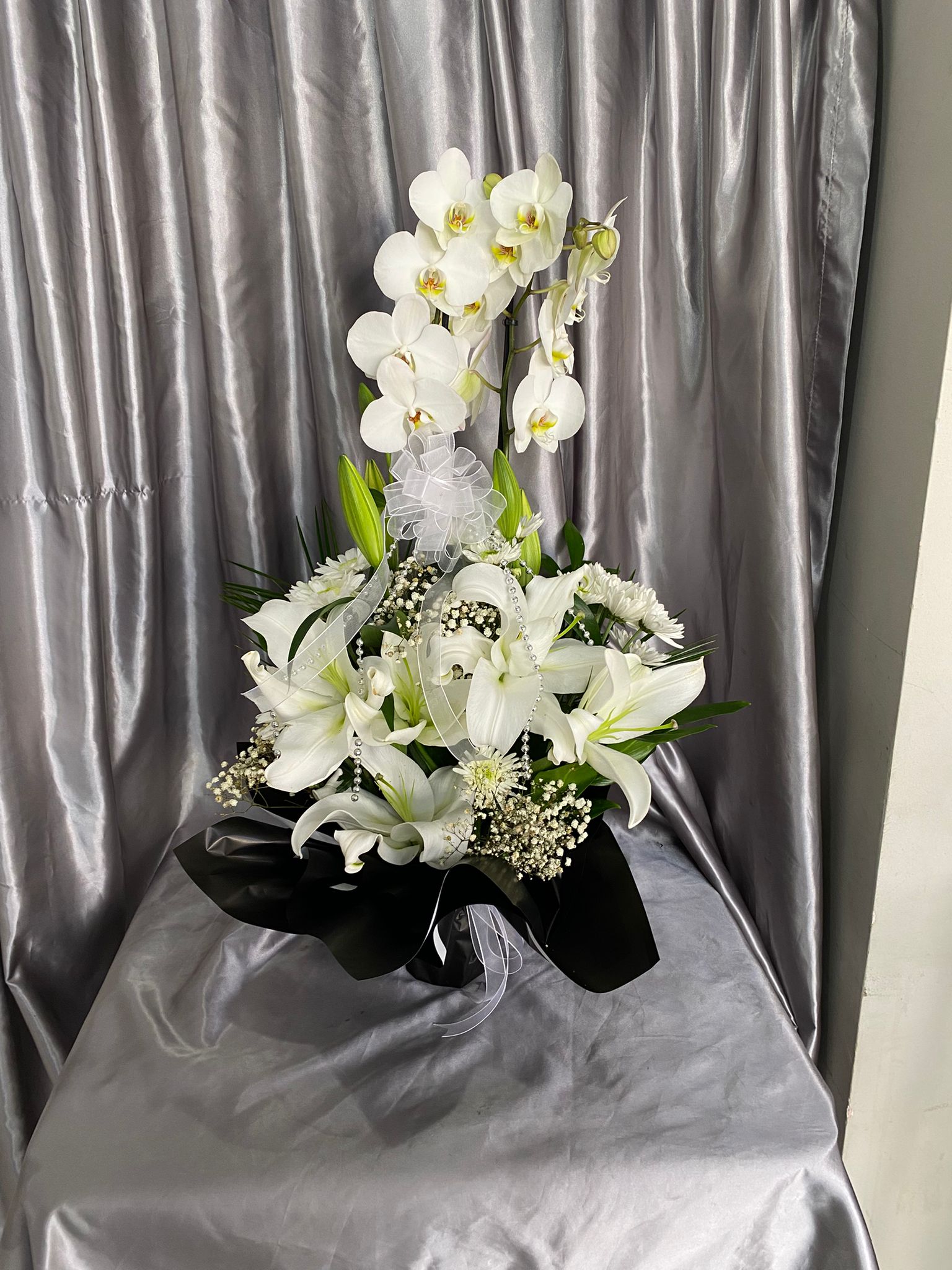 WhatsApp Image 2026-03-05 at 00.27.56 (1) Çift Dal Beyaz Orkide - Görsel 1